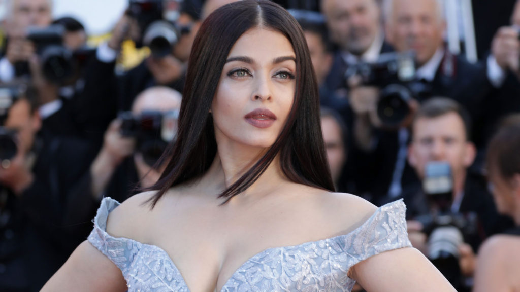 Aishwarya Rai S Cannes 2017 Makeup Breakdown Hesheandbaby Com aishwarya rai s cannes 2017 makeup