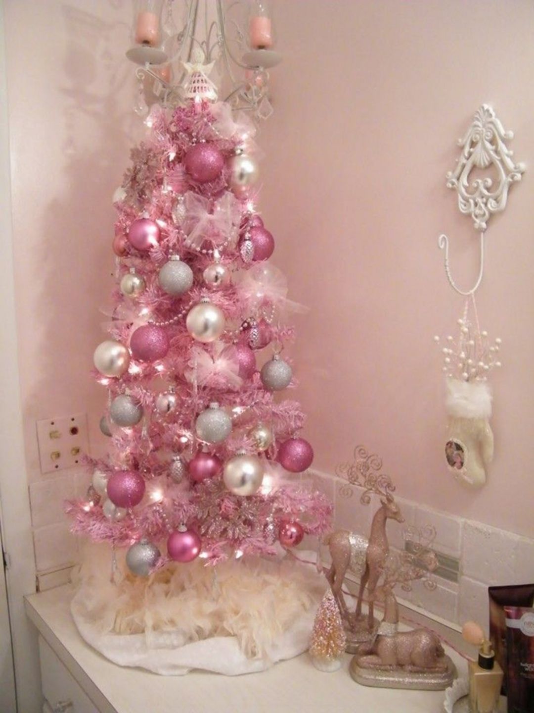 Christmas Decoration Ideas For Home - HeSheAndBaby.com